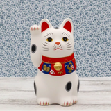 Lucky Cat Figurine - WHITE S