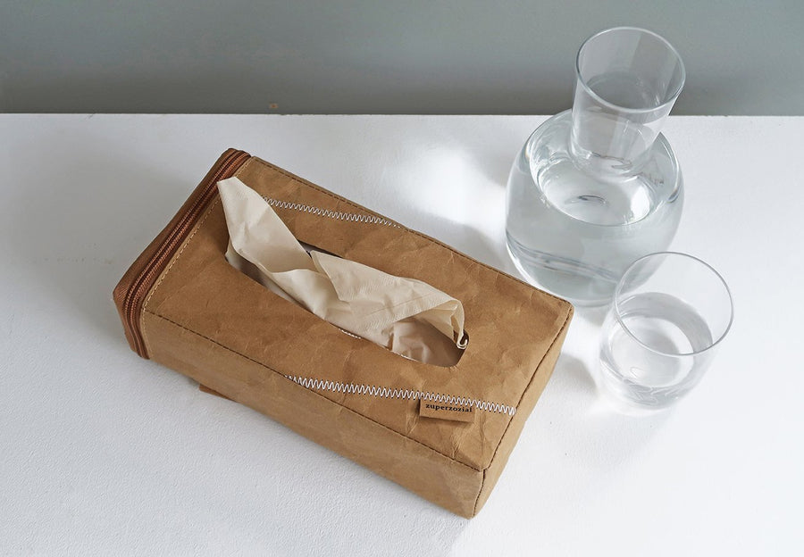 Tissue Box holder BR +tissue